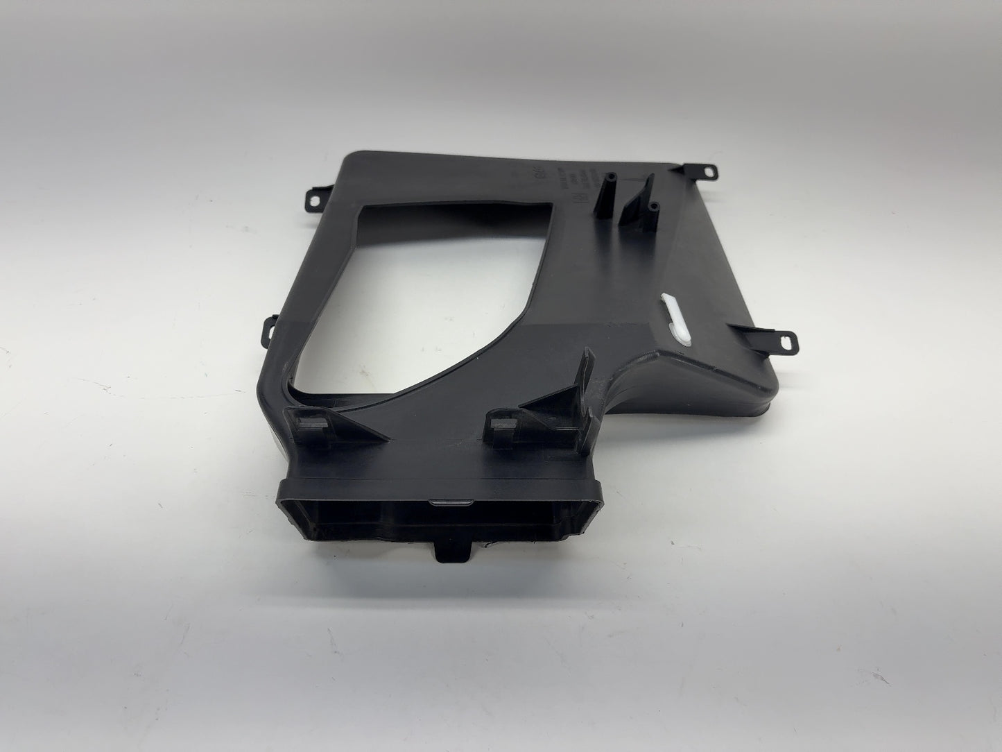 2015 Tesla Model S Front Right Ducting 1011520-00-D
