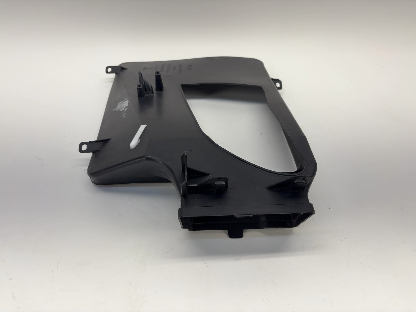 2015 Tesla Model S Front Left Duct 1011519-00-D