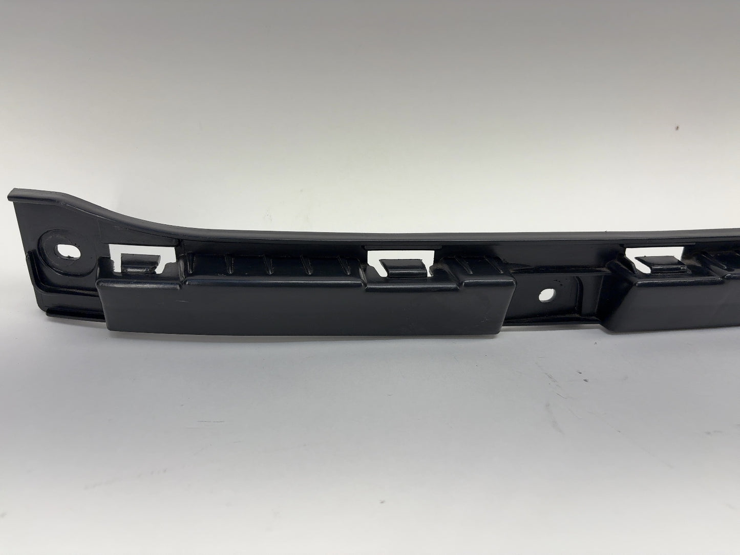 2015 Tesla Model S Rear Bumper Center Bracket 6007724-00-E