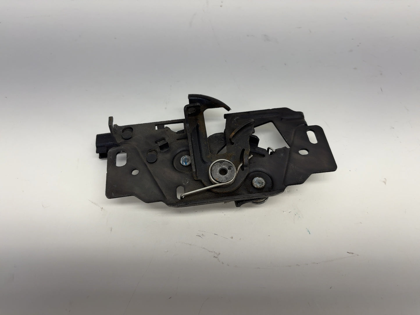 2015 Tesla Model S Hood Latch 1033011-00-A