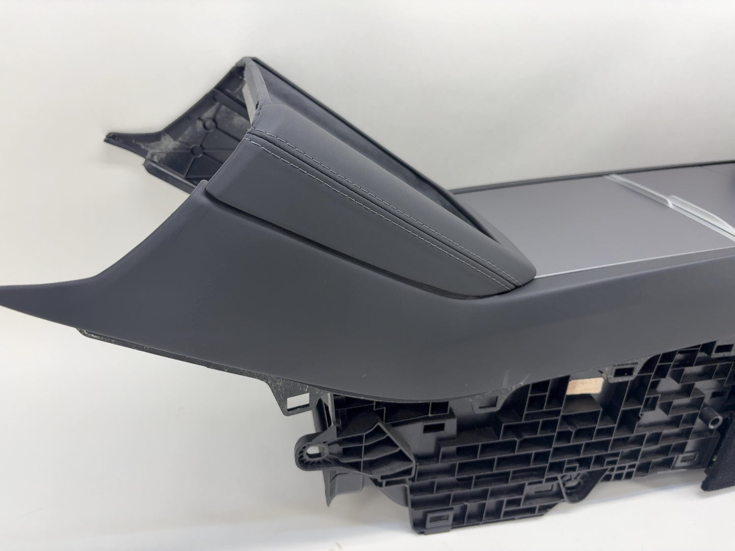 2024 Tesla Model 3 Highland Center Console 1714377-22-L