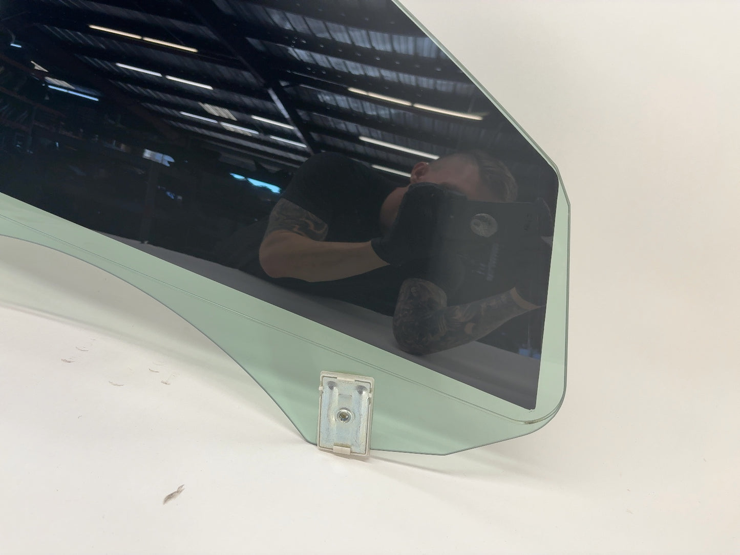 2024-2025 Tesla Model 3 Highland Front Right Door Glass Laminated 1773076-00-D
