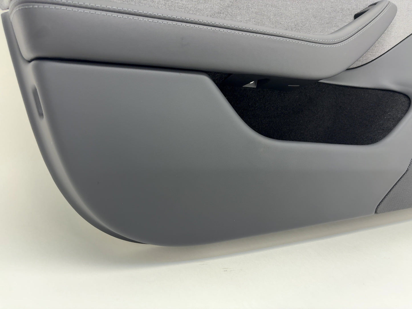 2025 Tesla Model 3 Highland Front Left Door Panel 1776730-20-E