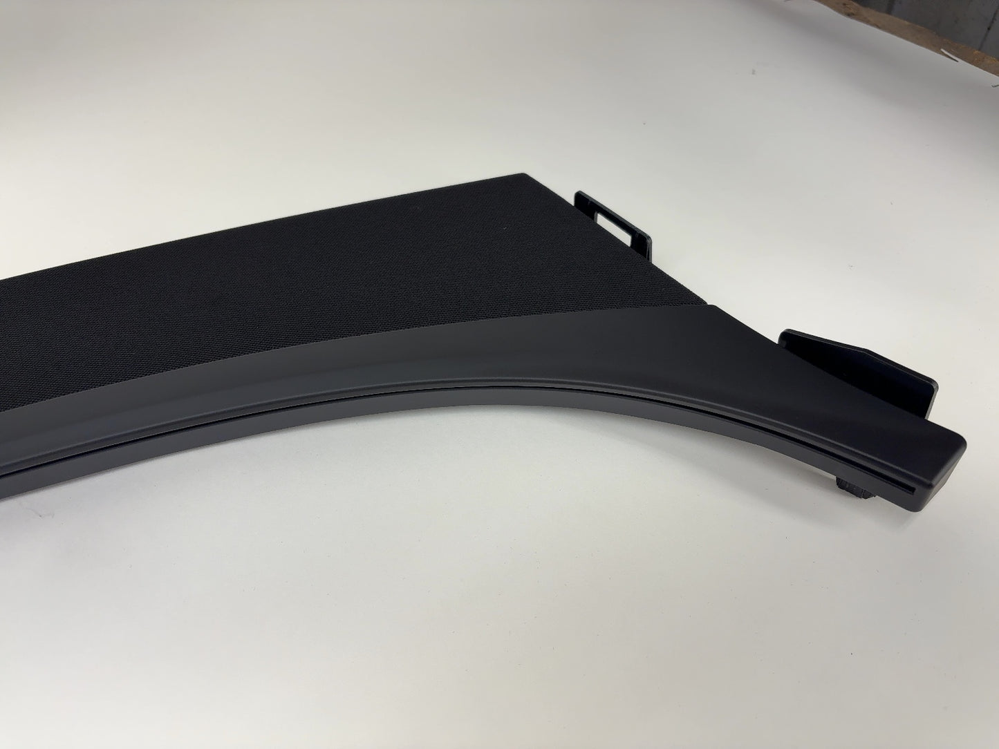 2026 Tesla Model Y Juniper Instrument Panel Wrap Around 1935944-50-D