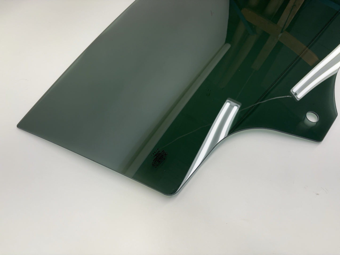 2026 Tesla Model Y Juniper Rear Right Door Glass Laminated 1833124-00-B
