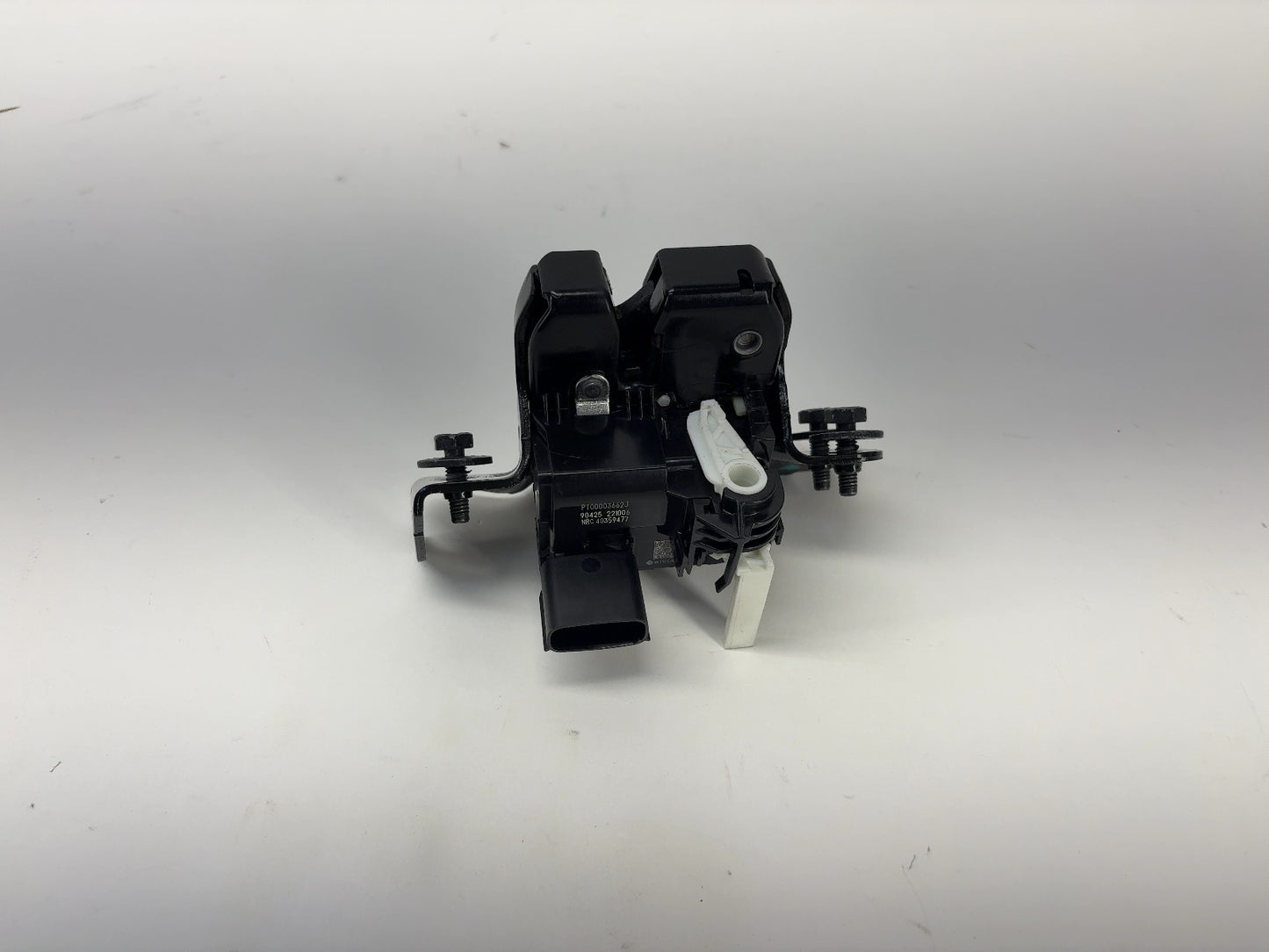2024 Rivian R1S Rear Lower Liftgate Latch PT00003662-J