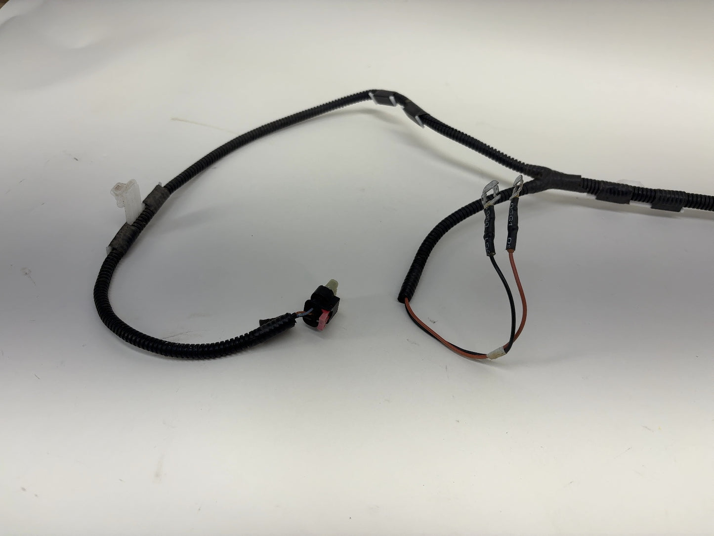 2024-2025 Tesla Model Y Front Bumper Harness Without Ultrasonic Sensors 1489045-04-D