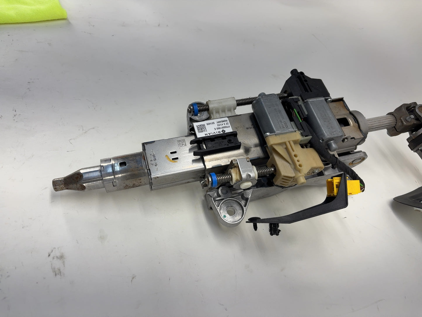 2022-2023 Rivian R1T Steering Column PT00001960-E