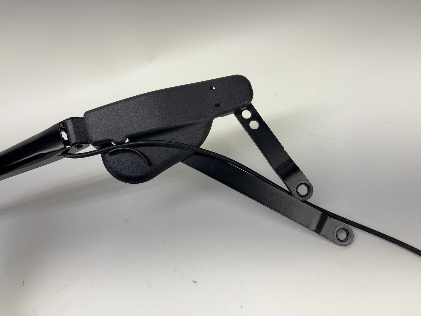 2020 Tesla Model X Wiper Arm And Blade Passenger Right 1046670-00-C