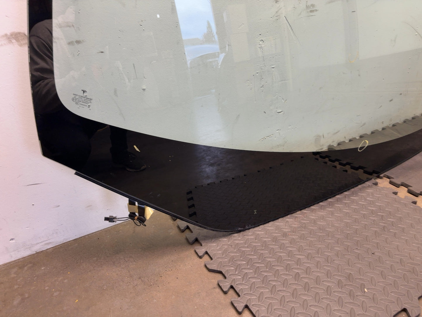 2021 Tesla Model Y Windshield 1533237-00-C
