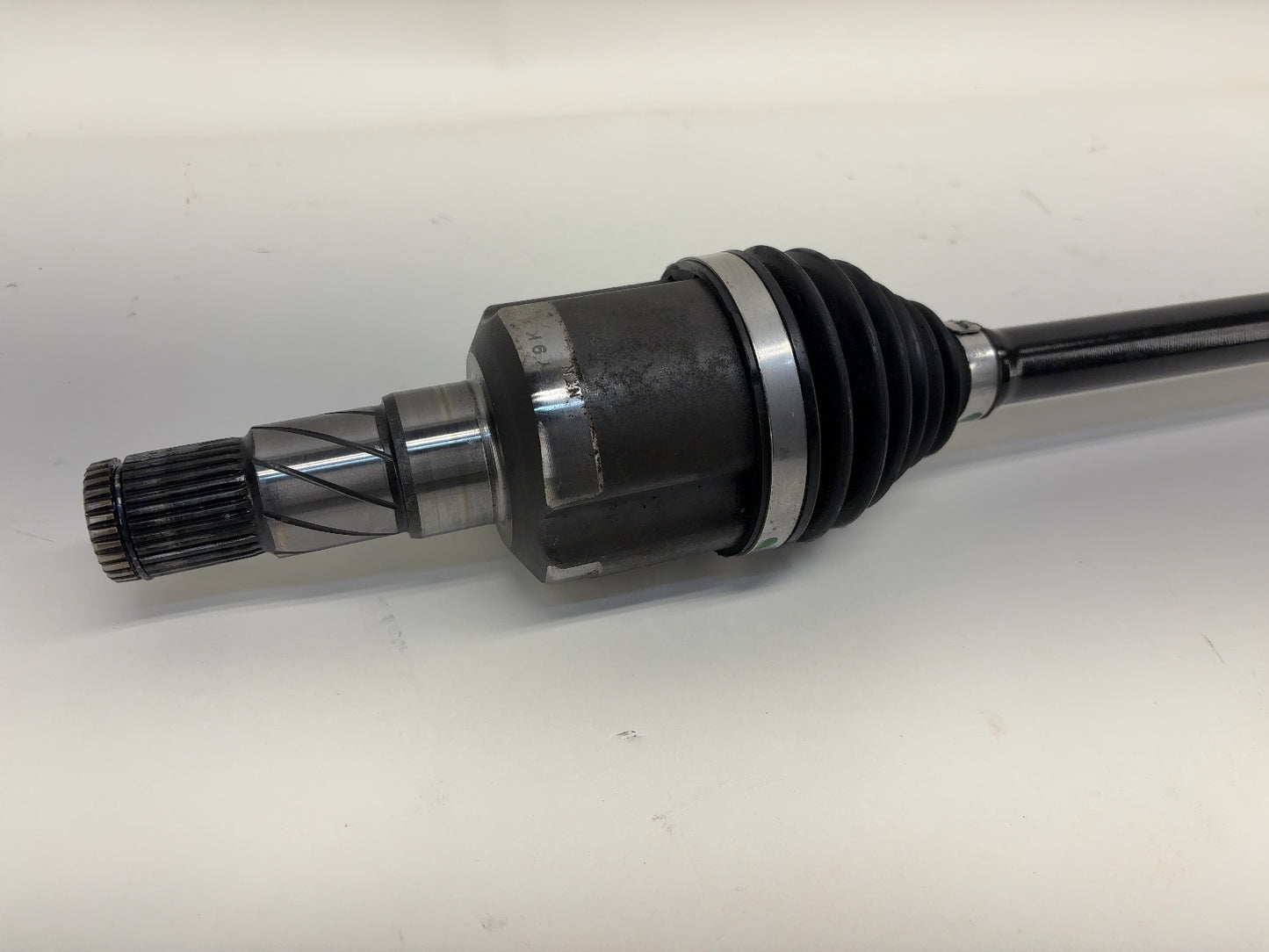 2022 Tesla Model 3 Rear Axle Shaft Left Or Right 1044161-00-A