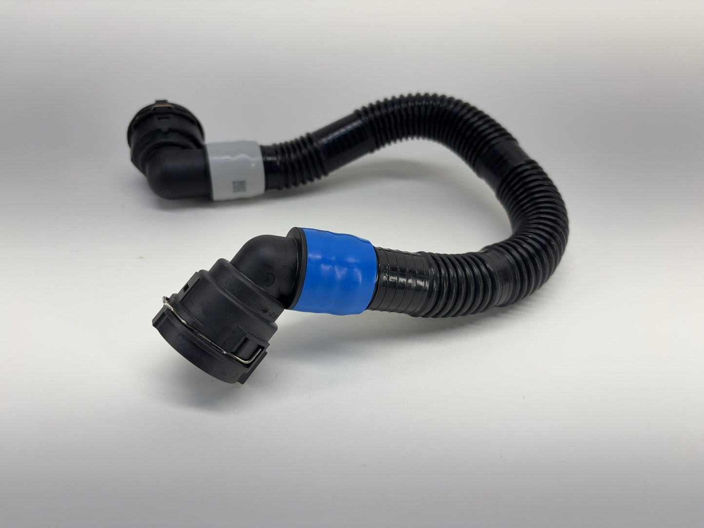 2025 Tesla Model X Radiator To Battery Inlet Hose 1585716-00-C