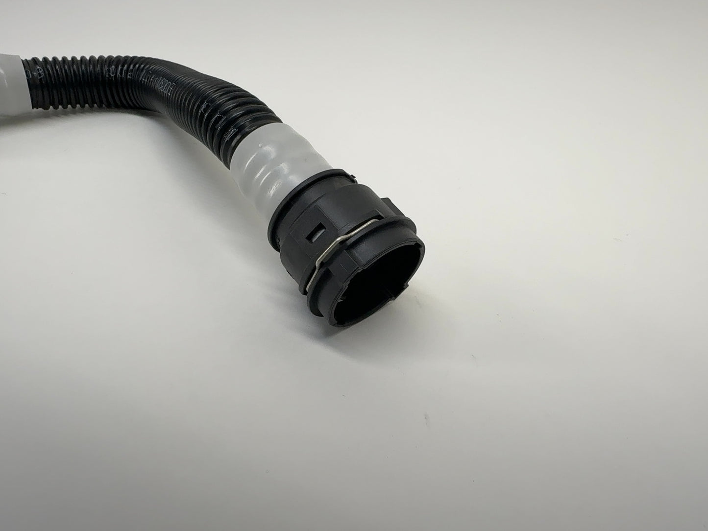2025 Tesla Model X Coolant Hose 1585720-00-B