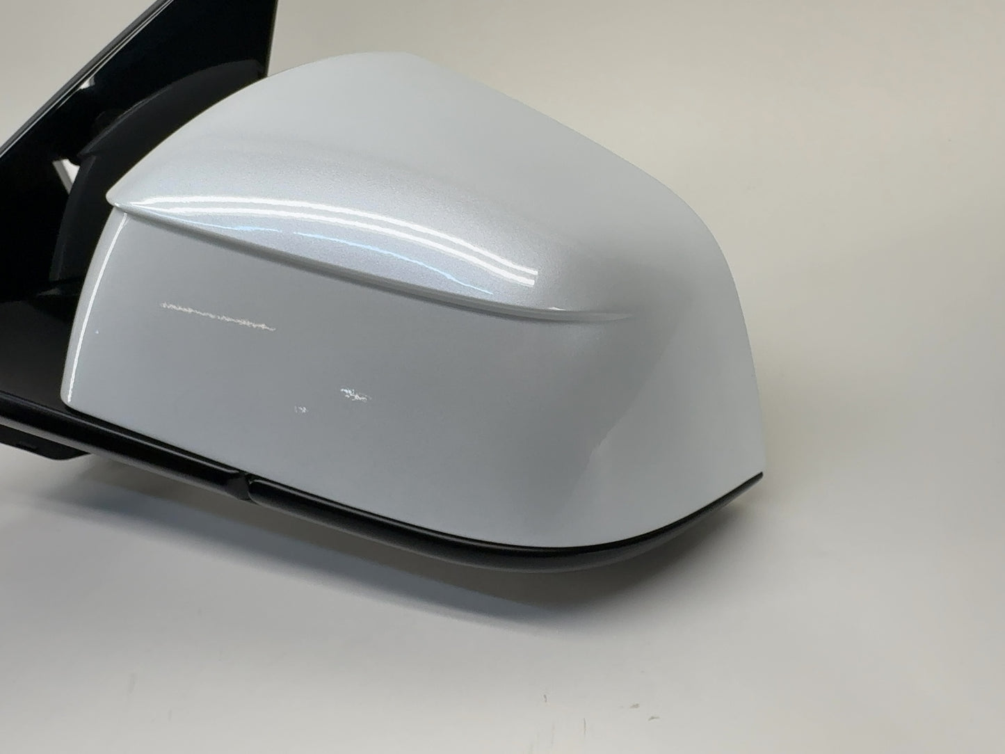 2026 Tesla Model Y Juniper Front Left Door Mirror Assembly 2130969-00-A