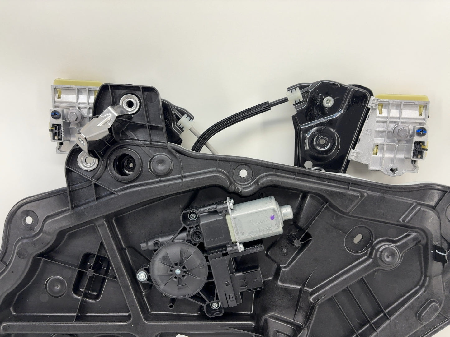 2026 Tesla Model Y Juniper Rear Right Window Regulator 2005481-02-A
