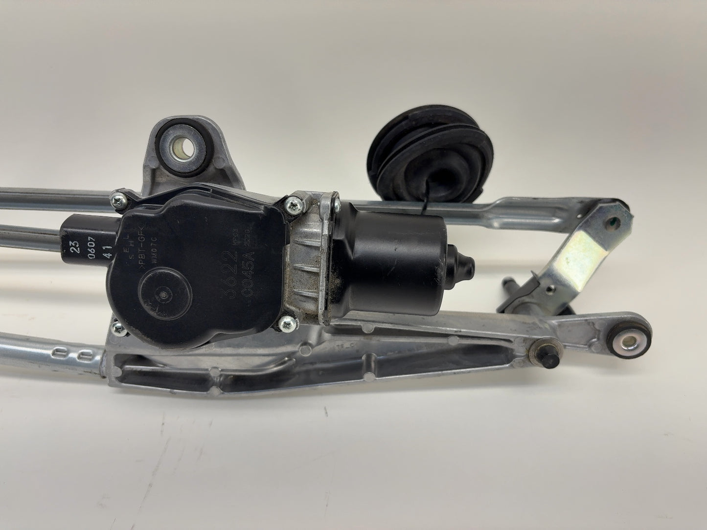 2023 Rivian R1S R1T Windshield Wiper Motor PT00002043-K