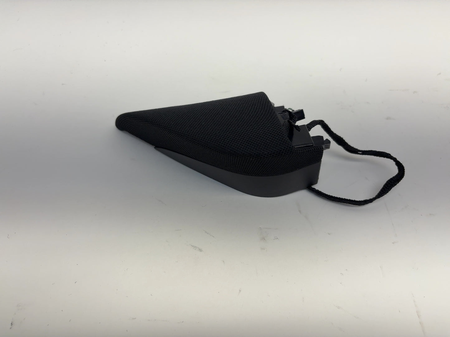 2024 Tesla Model Y Door Trim Tweeter Front Right 1498205-88-B