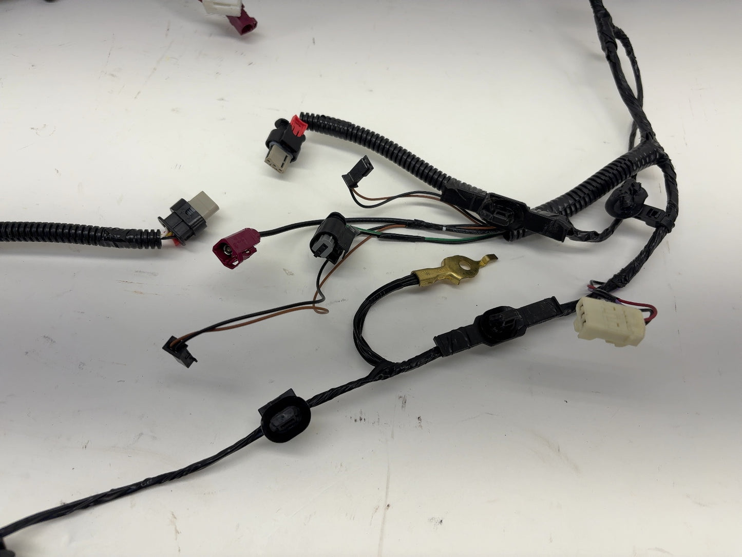 2023 Tesla Model 3 Trunk Lid Harness 1068789-00-G