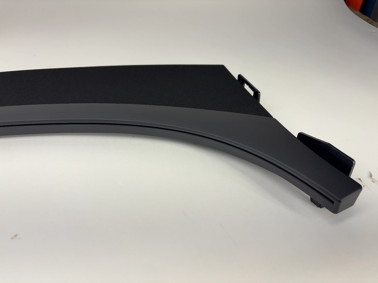 2026 Tesla Model Y Juniper Instrument Panel Wrap Around 1935944-59-E