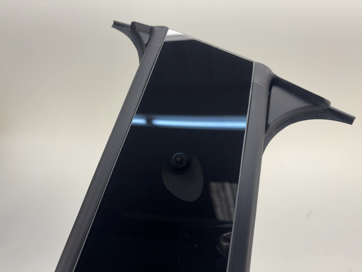 2026 Tesla Model Y Juniper B Pillar Glass With Camera Right 1937558-79-B