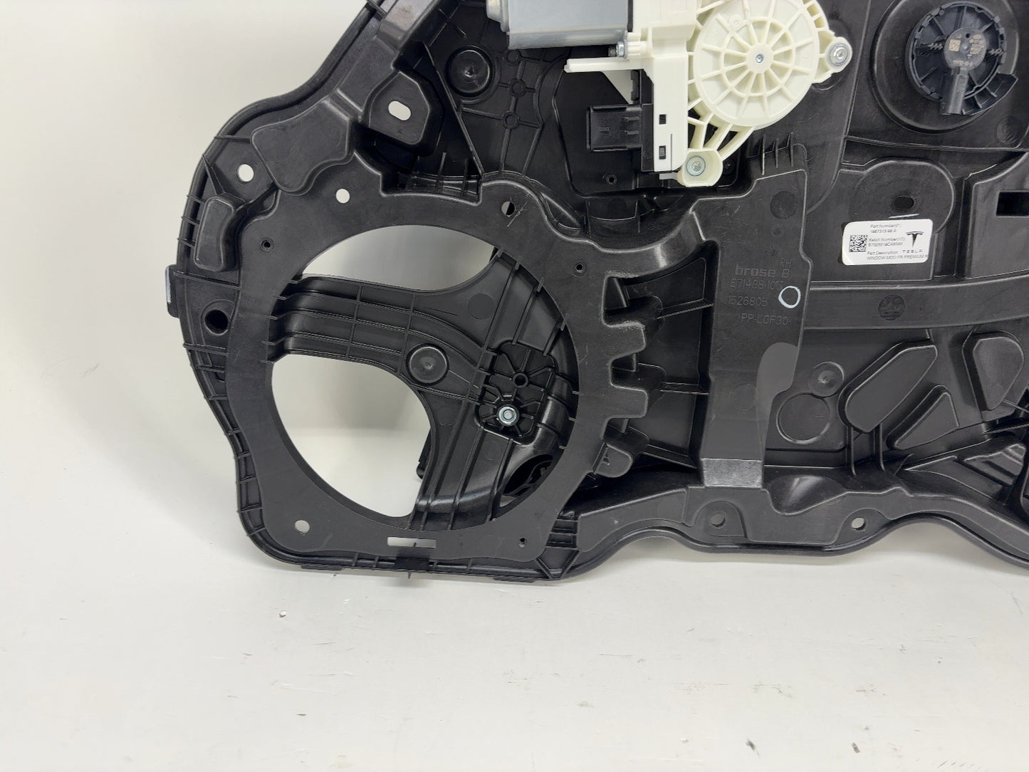 2026 Tesla Model Y Juniper Front Right Window Regulator Assembly 1987313-98-A