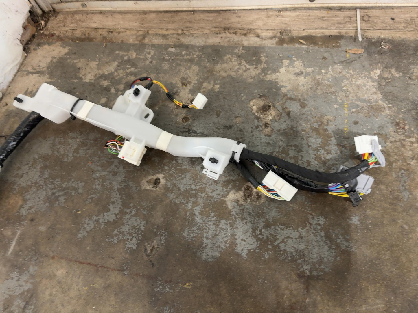 2026 Tesla Model Y Juniper Left Body Harness 1933902-10-D