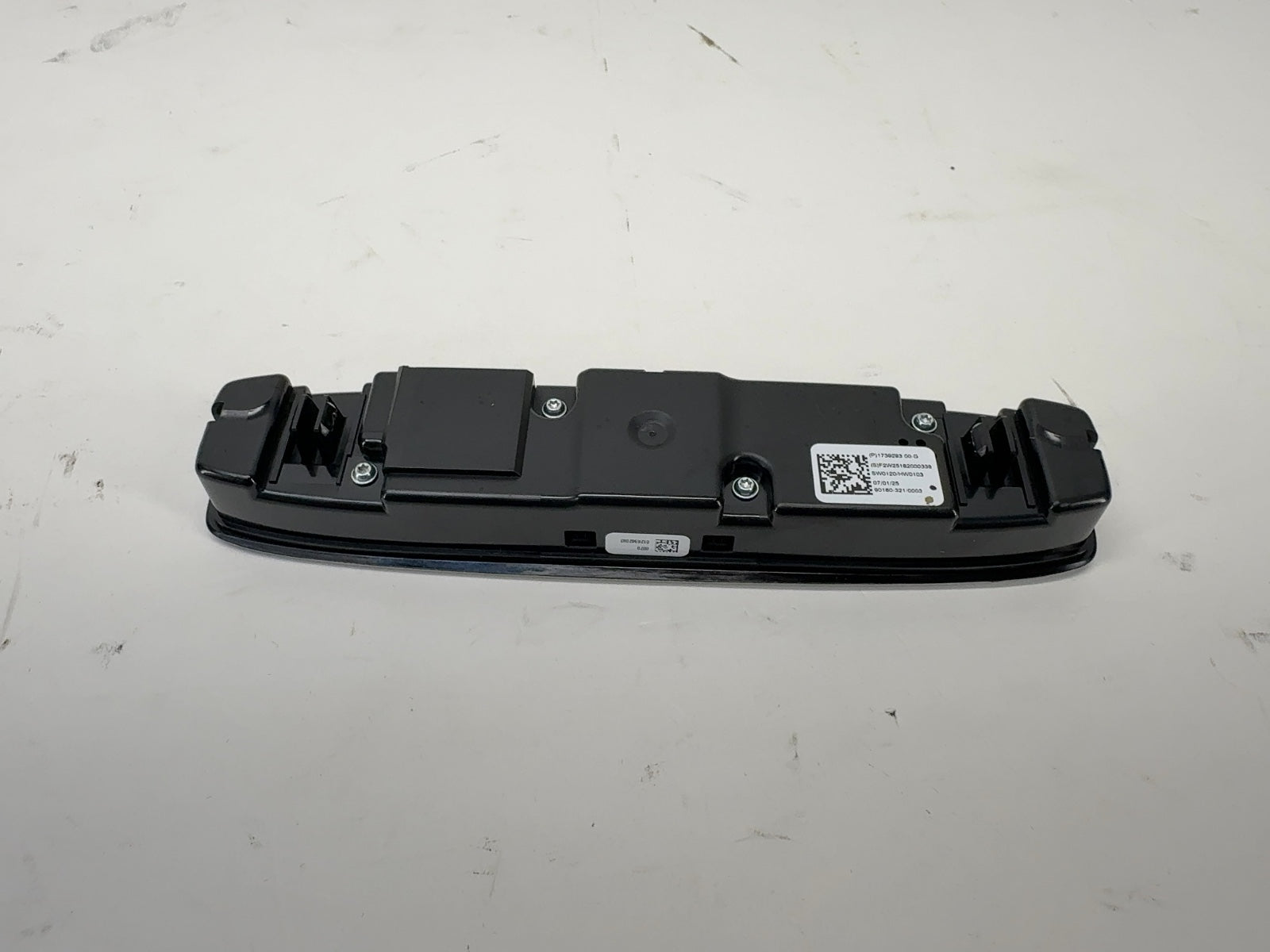 2026 Tesla Model Y Juniper Overhead Console Dome Light 1739293-00