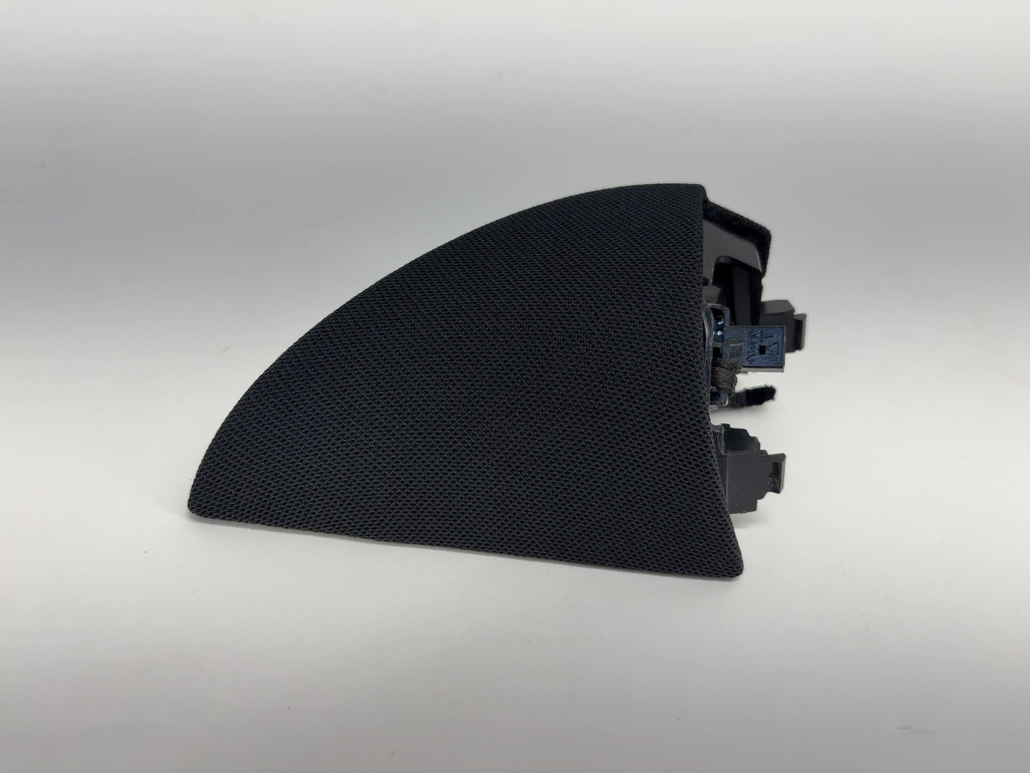 2023 Tesla Model Y Door Trim Tweeter Front Left 1498204-88-B