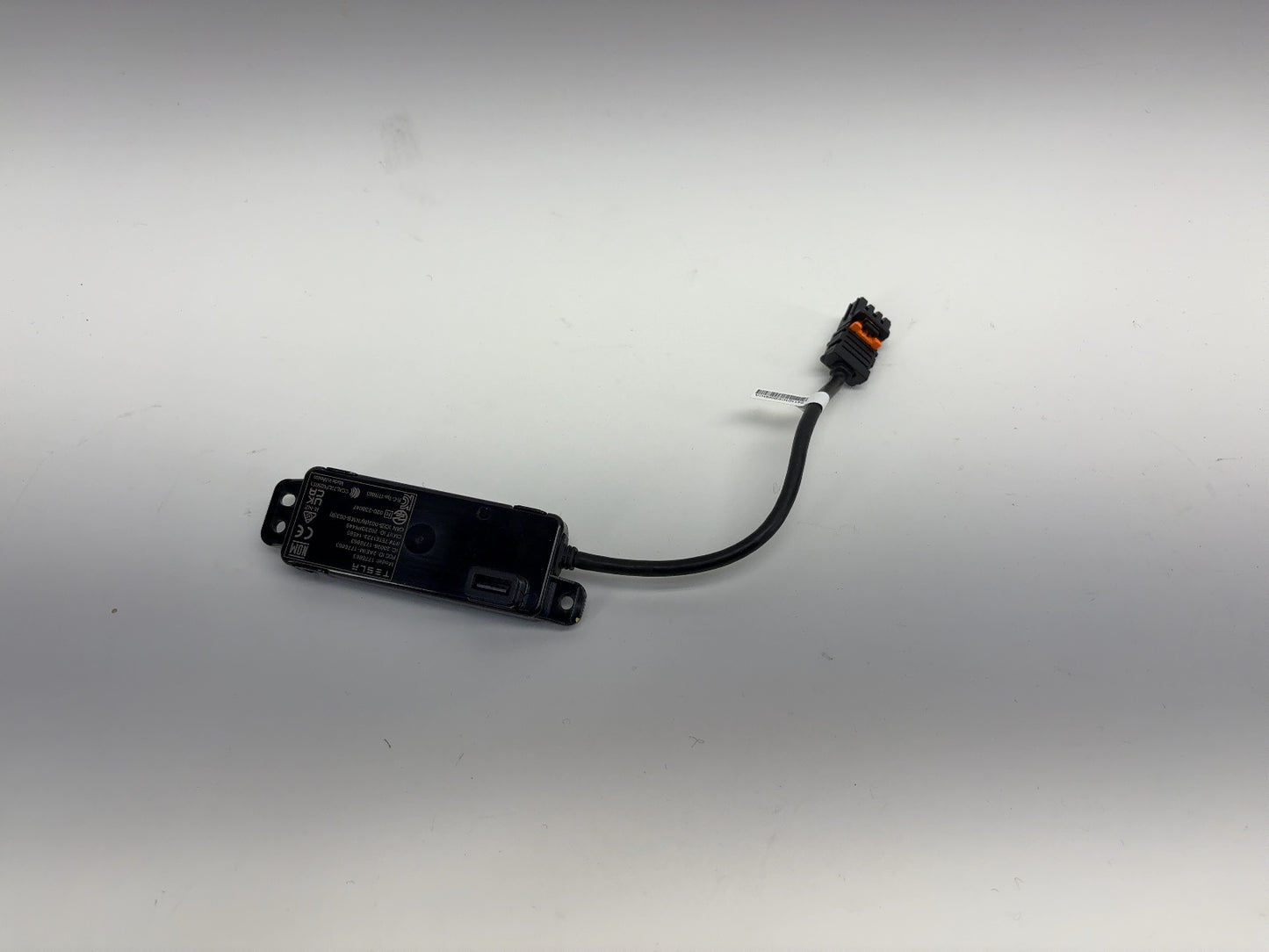 2025 Tesla Model 3 Highland Glove Box Usb Module 1771993-00-K