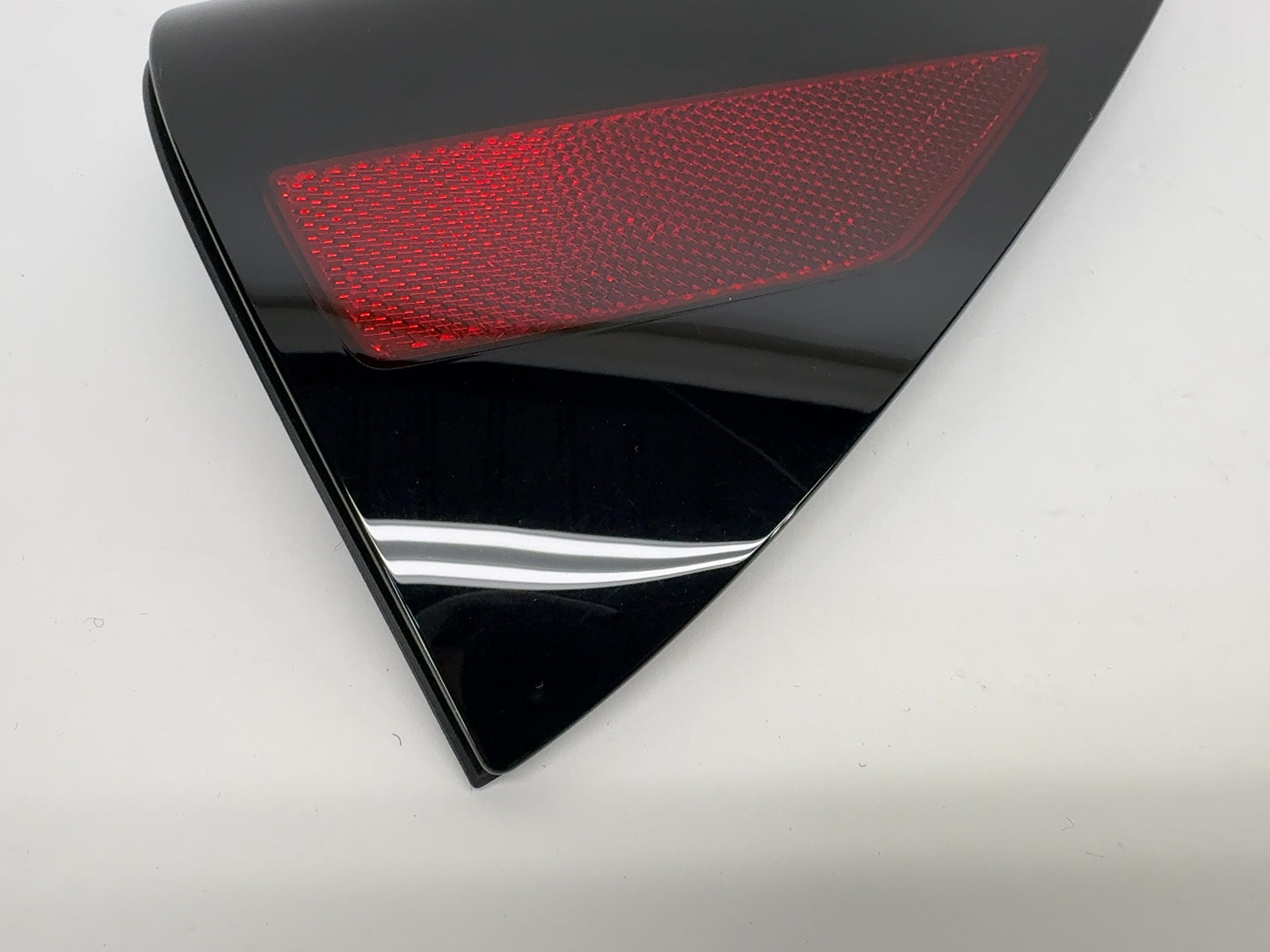 2025 Tesla Model 3 Highland Right Quarter Reflector 1715105-30-A