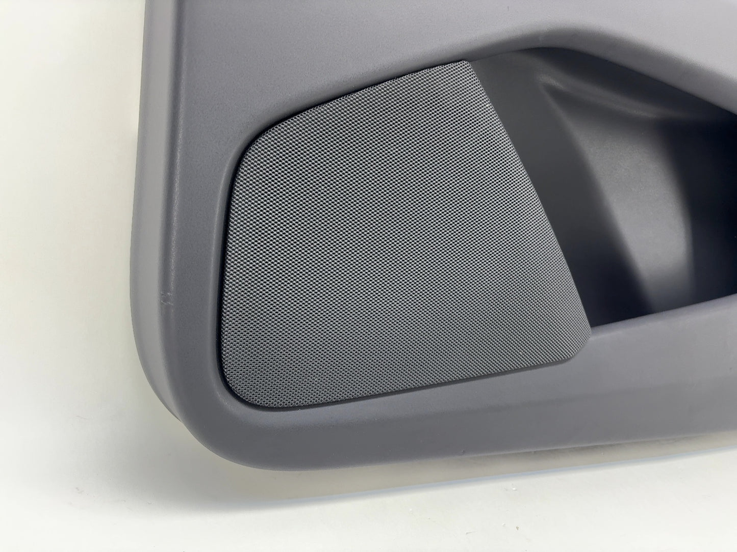 2019 Tesla Model X Front Right Door Panel 1055483-18-L