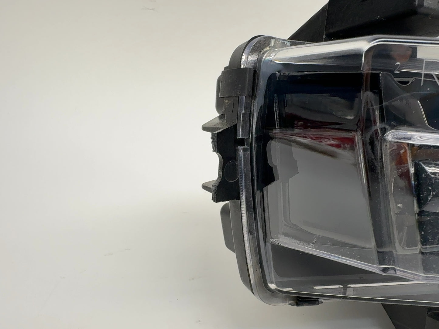2021-2023 Tesla Model 3 Front Right Foglamp 1077390-00-F