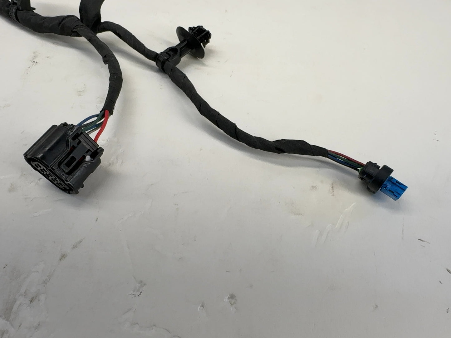 2023 Rivian R1S R1T Front End Module Wiring Harness PT00000574-J