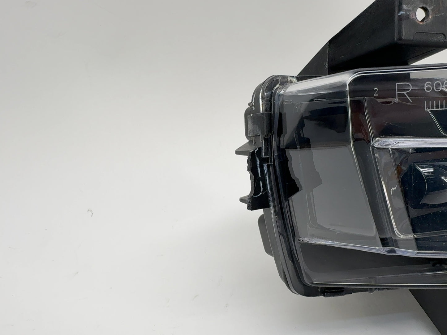 2021-2023 Tesla Model 3 Front Right Foglamp 1077390-00-F