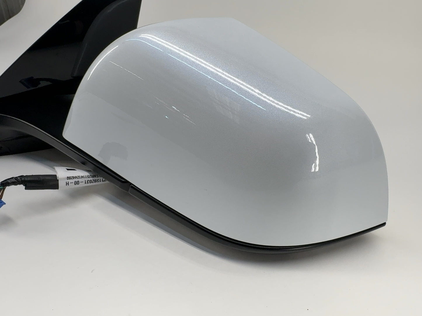 2025 Tesla Model 3 Highland Front Left Door Mirror Assembly 1592031-00-H