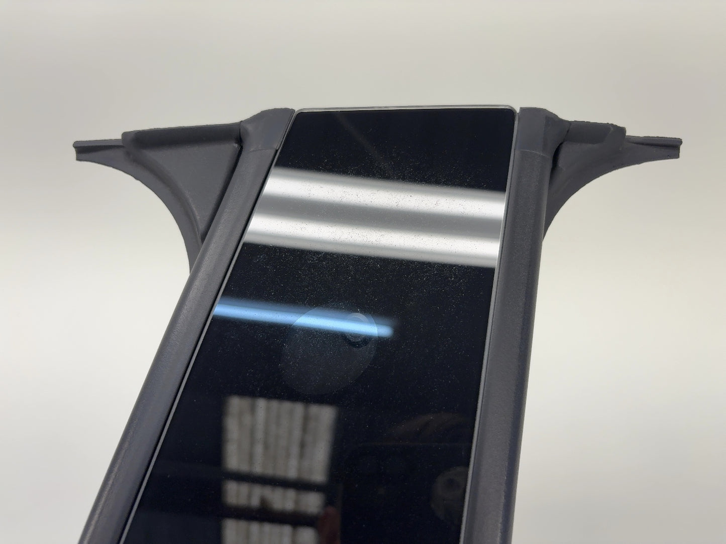 2021-2023 Tesla Model Y B Pillar Glass w Camera Left 1506885-00-H