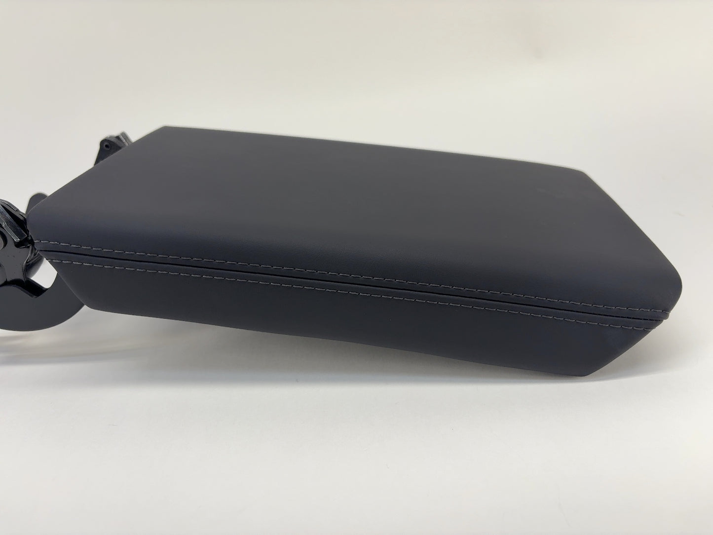 2025 Tesla Model 3 Highland Center Console Armrest 1714422-24-G