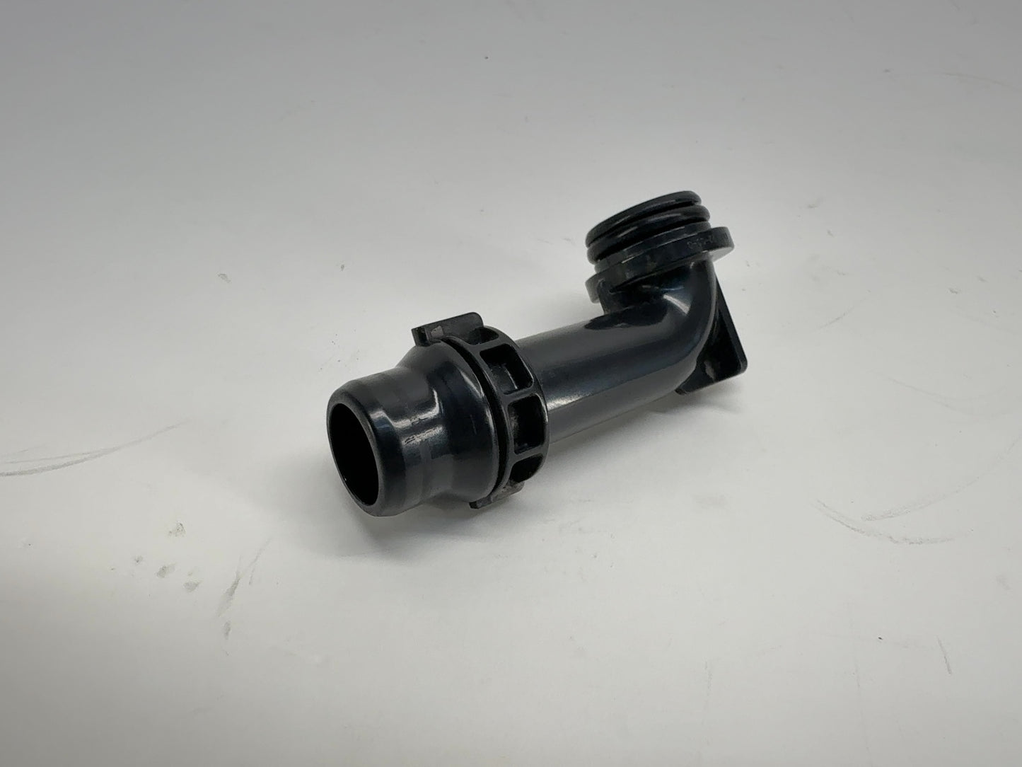 2025 Tesla Model 3 Highland Front Drive Unite Fluid Coupling 90 Degree 1102192-00-G