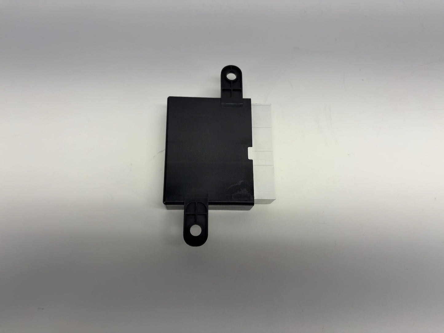 2023 Rivian R1S R1T Ultrasonic Driver Assistance Moddule PT00000017-C