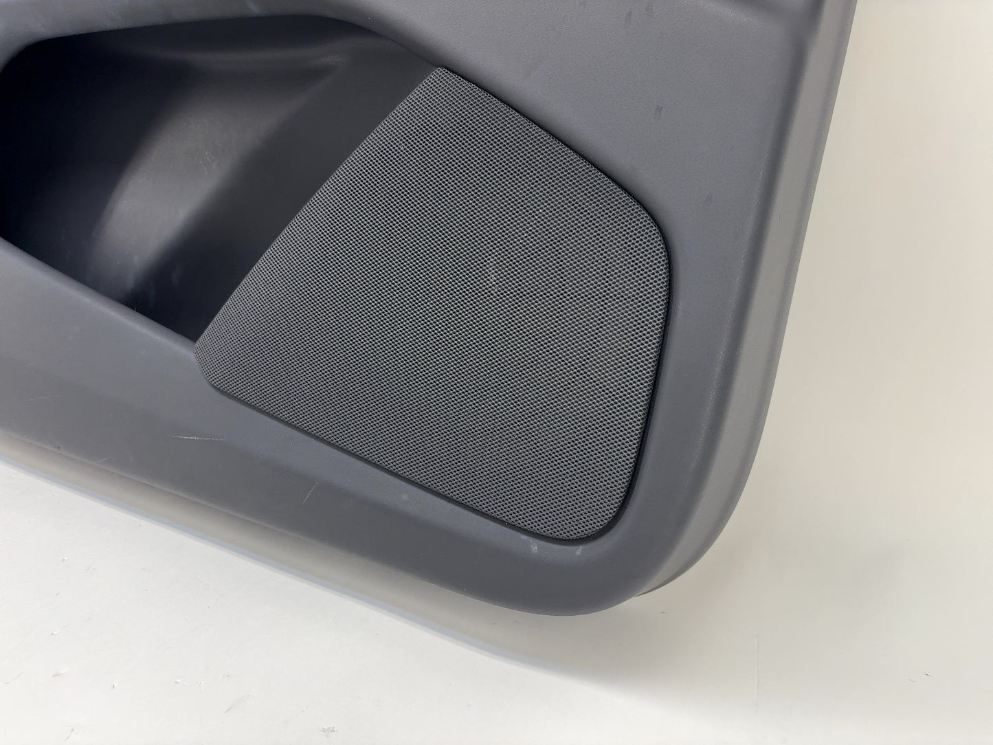 2018 Tesla Model X Front Left Door Panel Black 1055327-21-L