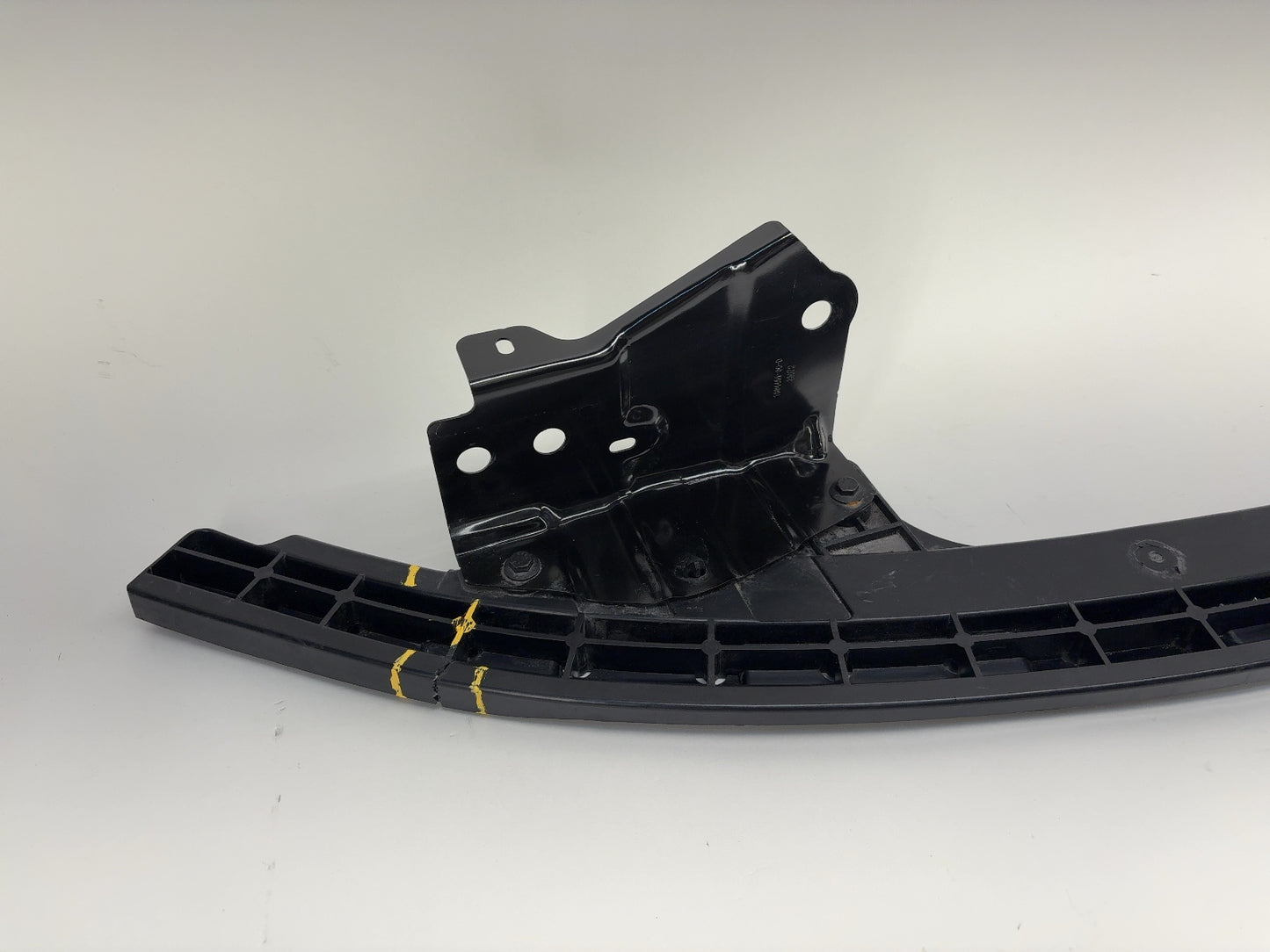2024-2025 Tesla Model 3 Highland Front Ankle Catcher Note* 1694328-00-D