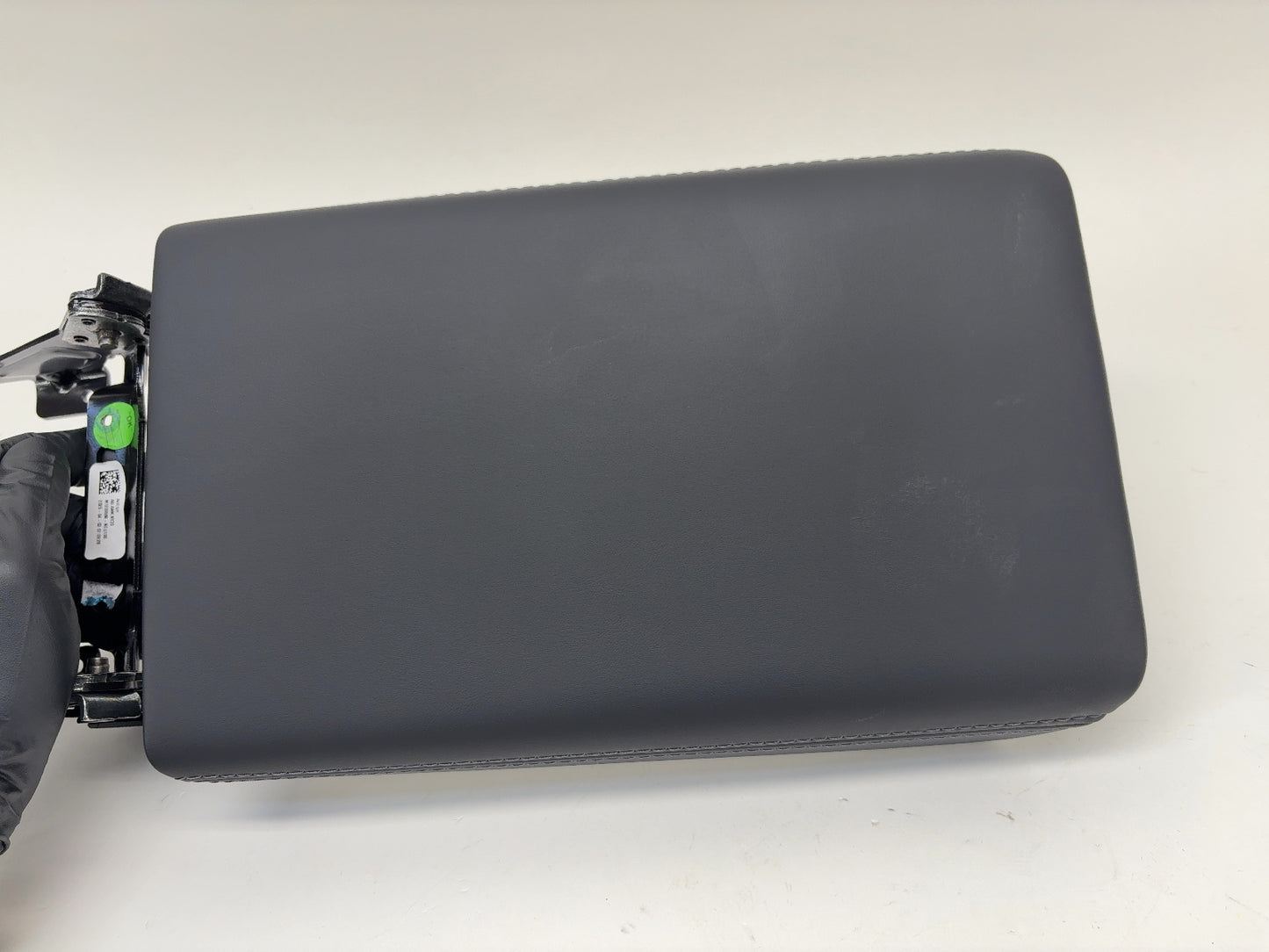 2025 Tesla Model 3 Highland Center Console Armrest 1714422-24-G