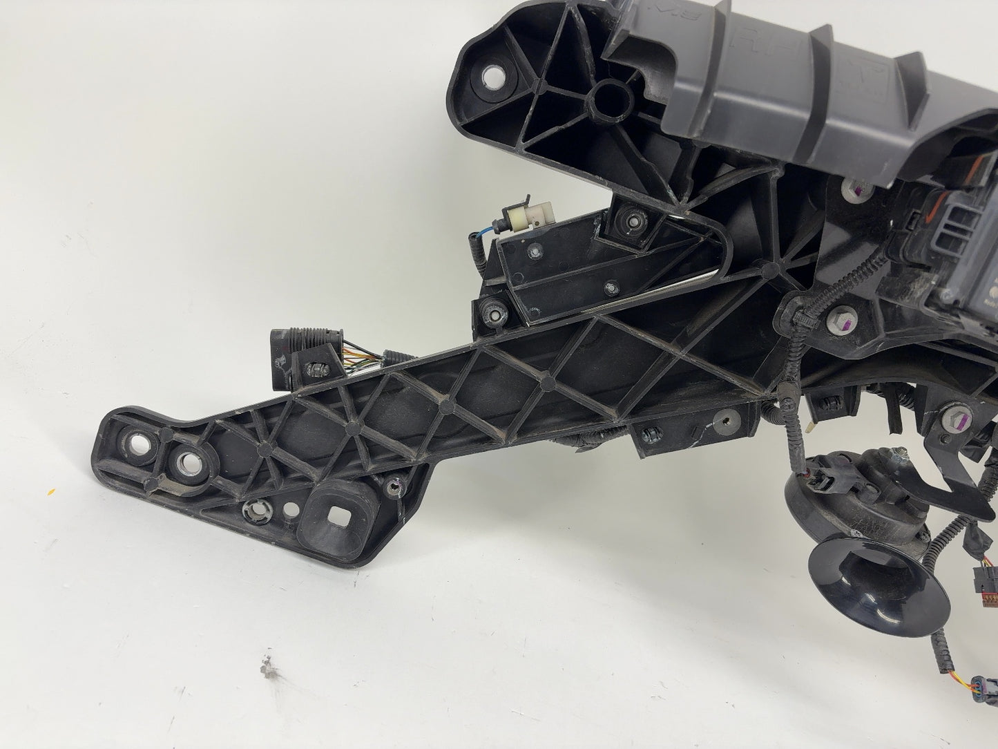 2018-2023 Tesla Model 3 Radiator Support Assembly 1110240-00-B