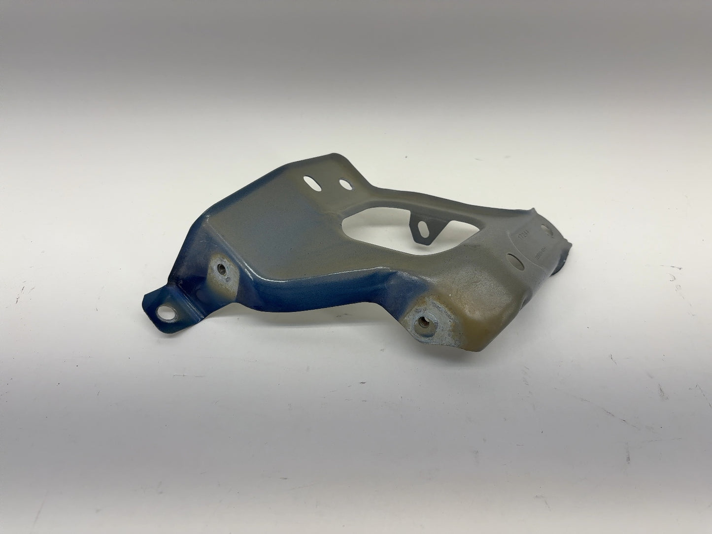 2018 Tesla Model 3 Right Fender Support Bracket 1086016-00-B