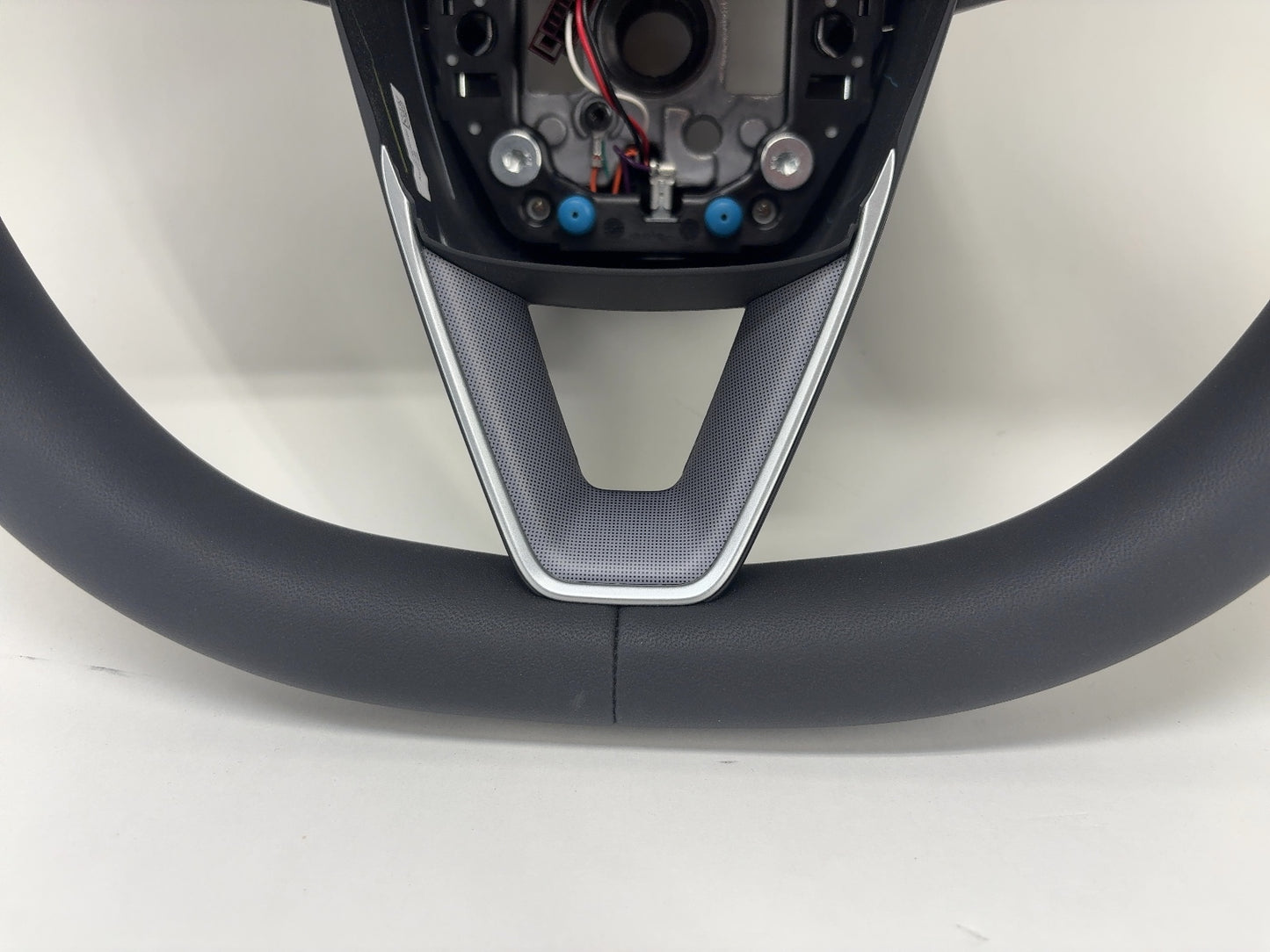 2025 Tesla Model 3 Highland Steering Wheel Pur Leather 1735339-00-G