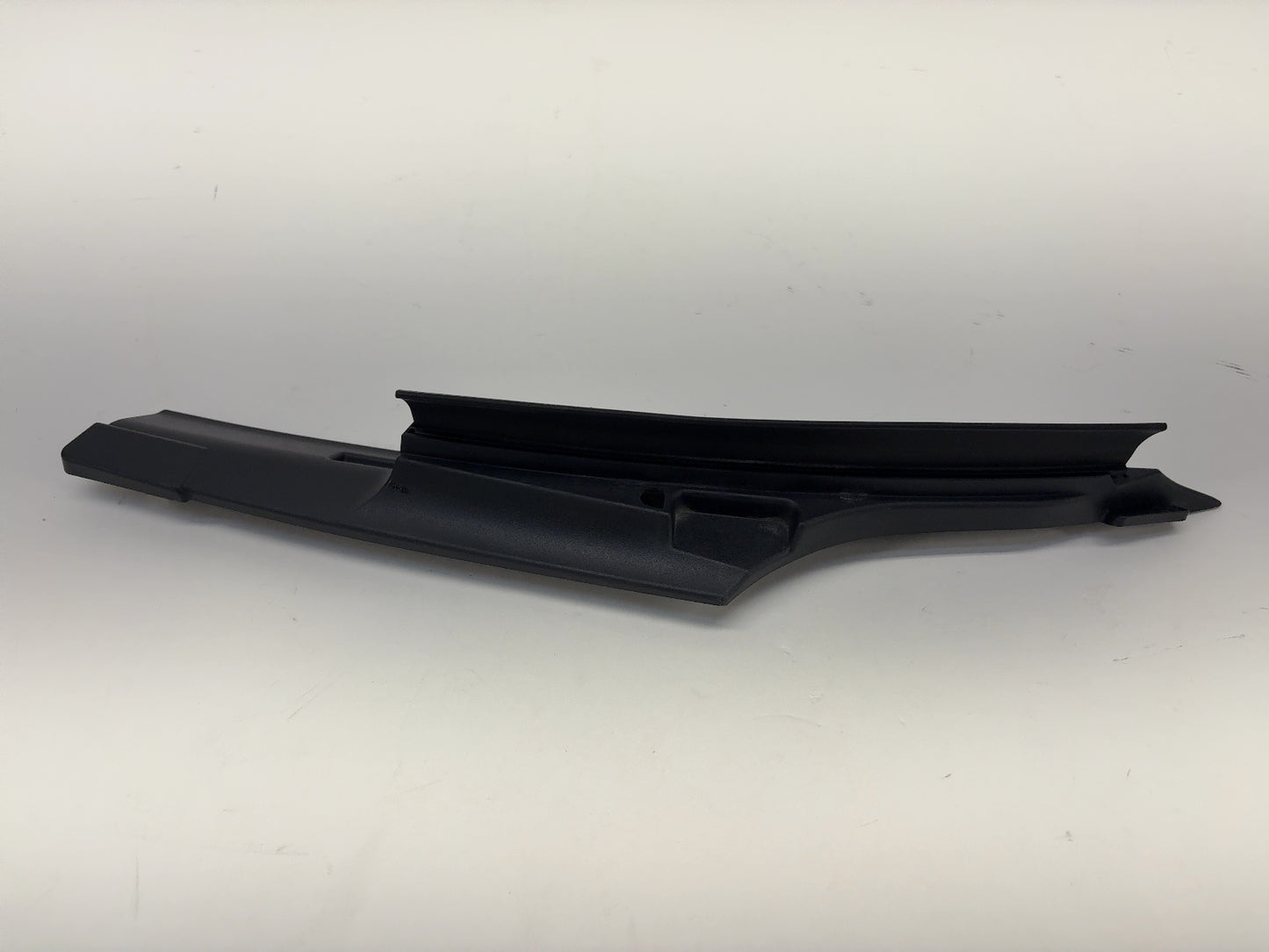 2025 Tesla Model 3 Highland Hood Cowl Trim Right 1504934-00-A