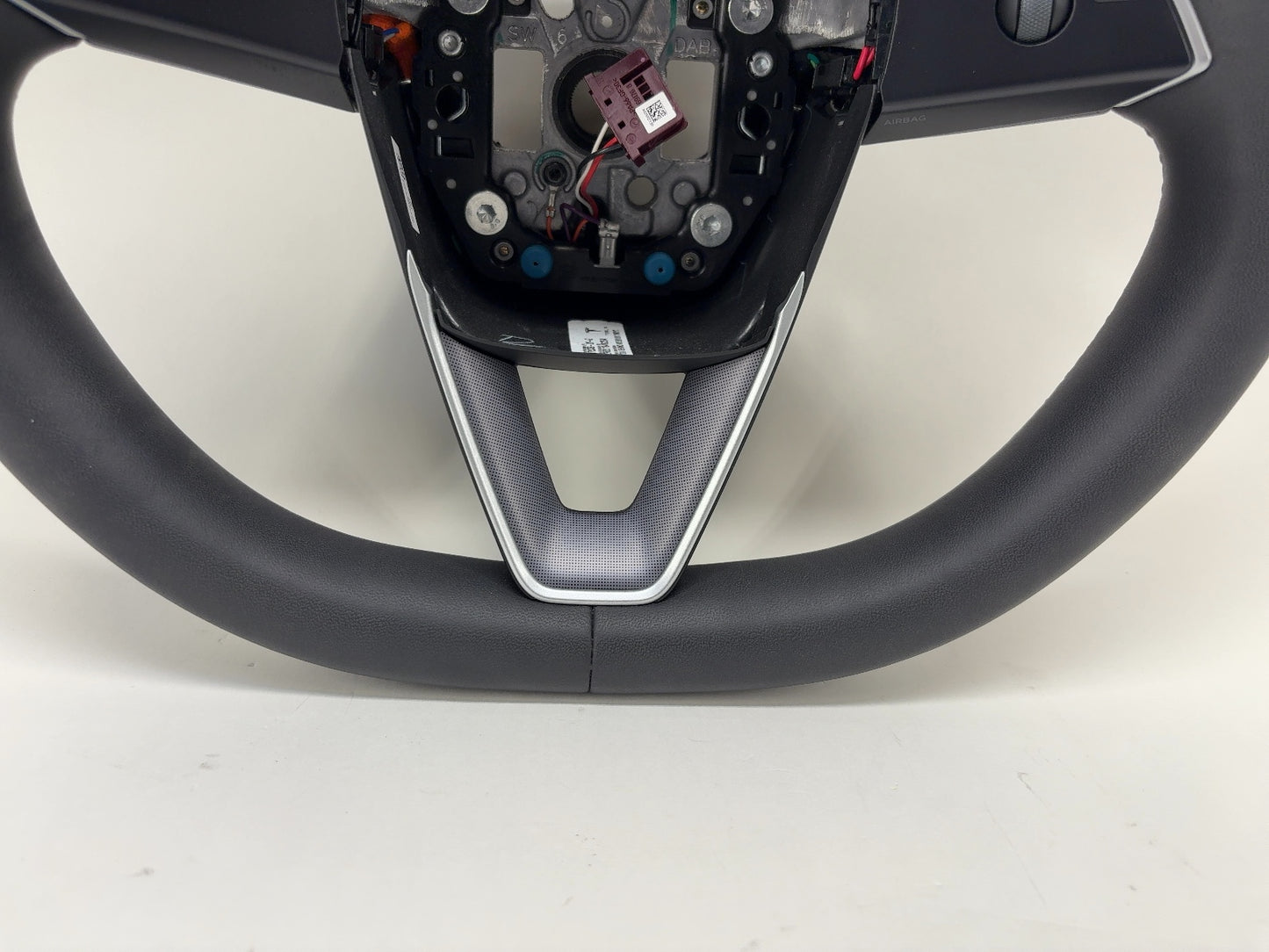 2025 Tesla Model 3 Highland Steering Wheel Pur Leather 1735339-00-G