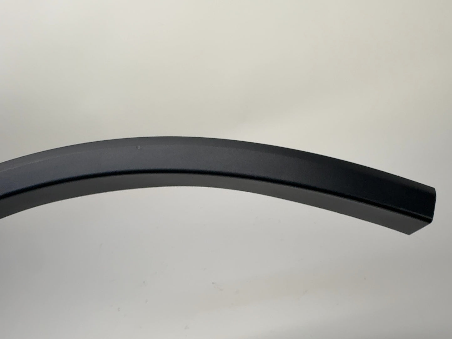 2026 Tesla Model Y Juniper Rear Fender Garnish Right 1937596-00-D
