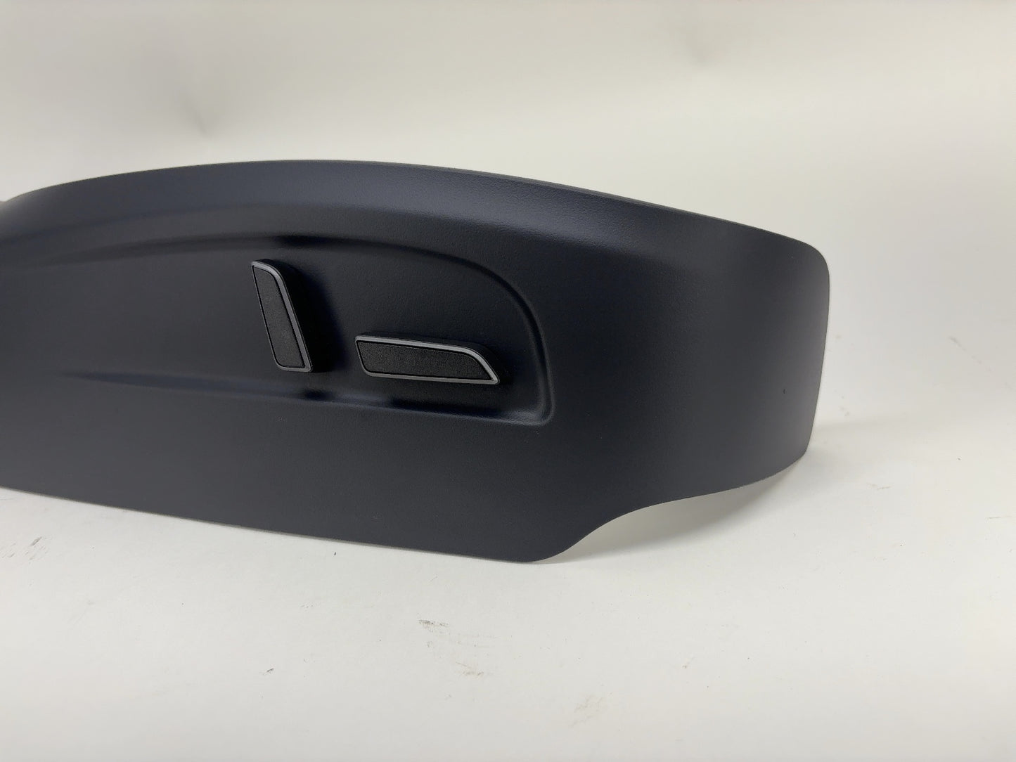 2025 Tesla Model 3 Highland Front Passenger Seat Trim With Buttons 1699948-01-C