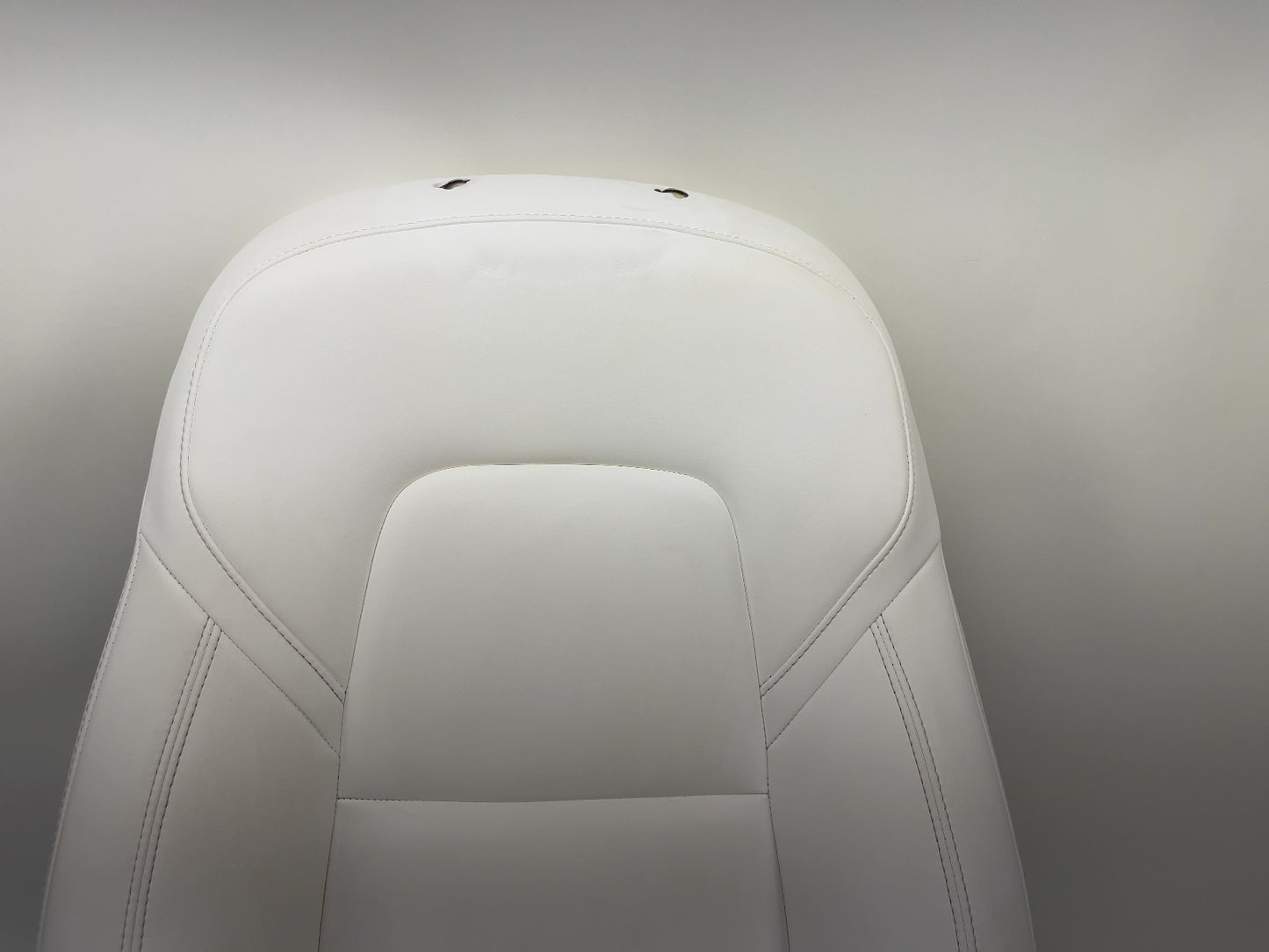 2020-2021 Tesla Model Y Front Left Seat Upper Cushion White 1452890-92-B